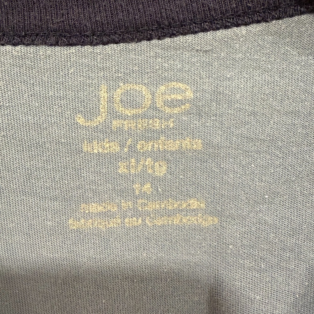 Joe Fresh Gray and Blue Graphic Tees for Kids - Picture 12 of 13